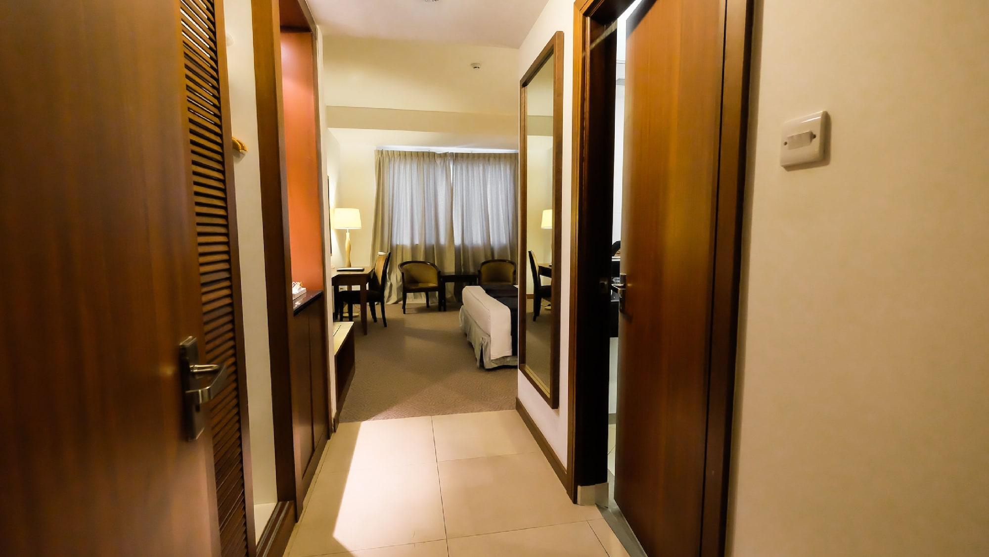 Times Hotel Brunei Bandar Seri Begawan Exterior foto