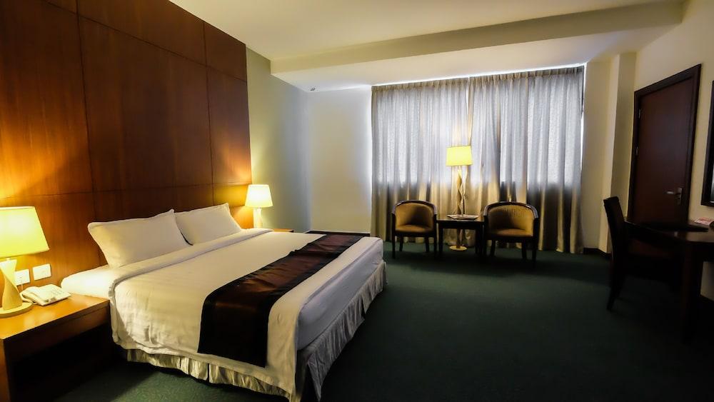 Times Hotel Brunei Bandar Seri Begawan Exterior foto