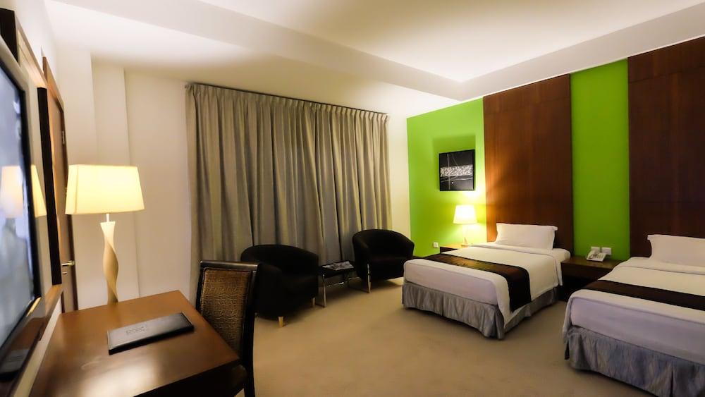 Times Hotel Brunei Bandar Seri Begawan Exterior foto
