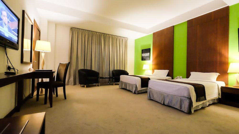 Times Hotel Brunei Bandar Seri Begawan Exterior foto
